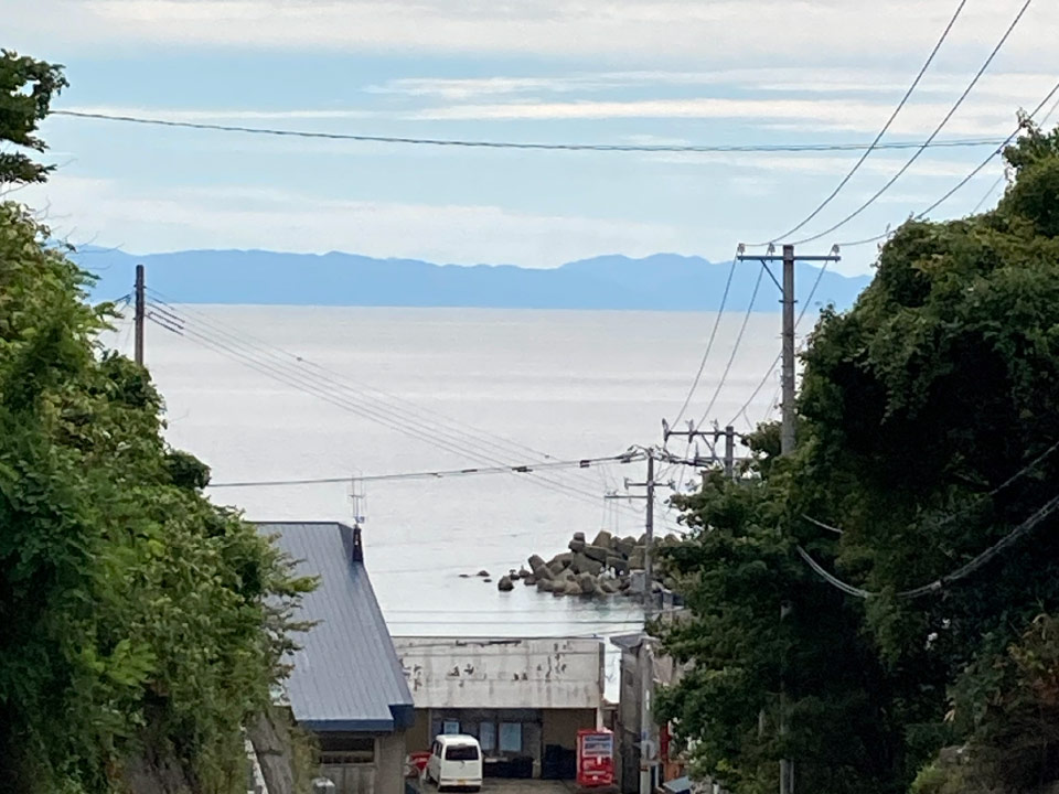 Border to the Western Ainu Mosir
