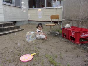 しゃぼん玉遊び